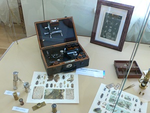 Выставка "микроскопы"